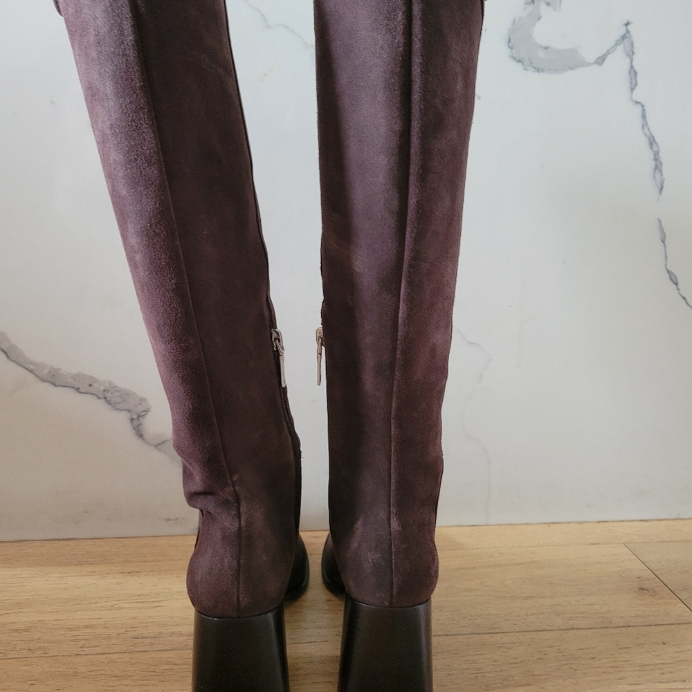 Coach Suede Boots. Size 6. Brown - Picture 3 of 4